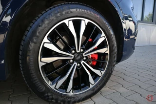 Ford Kuga Ford Kuga 2.5 PHEV ST-Line / Trekhaak / Camera / Stoel+stuur+ruit verwarmd / 1e eigenaar - afbeelding nr 14