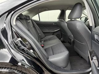 Lexus IS Lexus IS 300h 25th Edition - Dealer onderhouden - netjes! - afbeelding nr 6