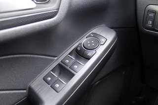 Ford Kuga | 19'' | Styling pack | BLIS | B&O | Head-up | Navigatie - afbeelding nr 31