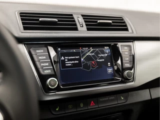 Škoda Fabia (APPLE CARPLAY, NAVIGATIE, CLIMATE, STOELVERWARMING, SPORTSTOELEN, PARKEERSENSOREN, CRUISE, DAB+, LM VELGEN, NIEUWSTAAT) - afbeelding nr 23