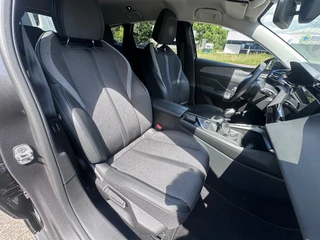 Peugeot 308 Peugeot 308 1.2 SW PureTech Allure '' Allseason banden - Camera - Infotainmentsystem '' - afbeelding nr 29
