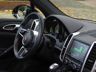Porsche Cayenne Porsche Cayenne 3.0 S E-Hybrid 410PK / Porsche Sport Design / LED - afbeelding nr 20