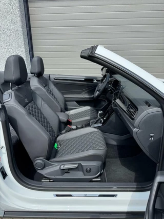 Volkswagen T-Roc Volkswagen T-Roc Cabrio 1.5 TSI R-line 19 inch LM velgen/Leder/Virtual/Blackpack/Fabrieksgarantie - afbeelding nr 11