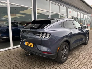 Ford Mustang Mach-E Ford Mustang Mach-E RWD 75 kWh | Rondomzichtcamera | Lederen Bekleding | Trekhaak | LED | Stoelverwarming | Stuurwielverwarming | B&O Audio | Apple Carplay/Android Auto | - afbeelding nr 29