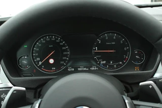 BMW 3 Serie BMW 3-serie Touring 330i xDrive M Sport Headup Pano Memory - afbeelding nr 19