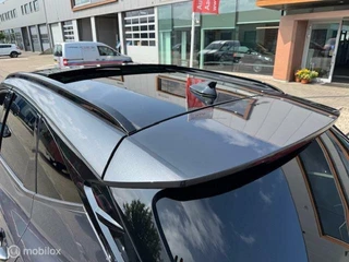 Hyundai Tucson Hyundai Tucson 1.6 T MHEV BlackLine 4WD Automaat , Trekhaak 1.650kg Trekgewicht ,  Panorama Dak , Stoel & Stuur verwarming ,  Navigatie & Camera , Parkeerhulp voor & achter, Keyless entry , Electr Achter klep , IQ telefoonlader - afbeelding nr 9