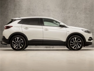 Opel Grandland X Automaat (PANORAMADAK, APPLE CARPLAY, GROOT NAVI, STUUR/STOELVERWARMING, LEDER, SPORTSTOELEN, GETINT GLAS, CAMERA, ELEK ACHTERKLEP, DAB+, NIEUWE APK, NIEUWSTAAT) - afbeelding nr 4