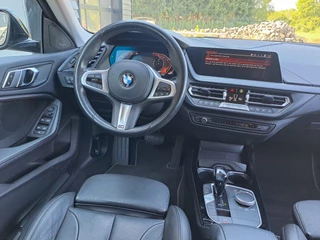BMW 2 Serie | M-Pakket | Leder | Stoelverw. | Camera | Gr Navi | Sportinterieur | - afbeelding nr 6