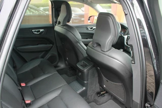 Volvo XC60 Volvo XC60 T6 Recharge AWD Inscription Exclusive | Panoramadak | Leder | Stoelverwarming | Parkeercamera | Keyless - afbeelding nr 18