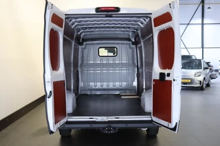 Peugeot Boxer - Airco - Cruise - PDC - € 19.950,- Excl. - afbeelding nr 8