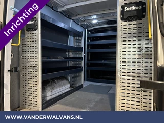 Volkswagen Crafter Volkswagen Crafter 2.0 TDI 141pk L3H2 L2H1 inrichting Euro6 Airco | Camera | Apple Carplay | Android Auto Parkeersensoren, Bijrijdersbank, 3000kg trekvermogen - afbeelding nr 11