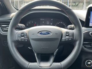 Ford Focus Ford Focus 1.0 EcoBoost Hybrid ST Line 125 Pk | Achteruitrijcamera | Keyless | Led Koplampen | Dual Climate Control | - afbeelding nr 22