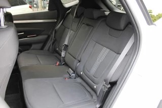 Hyundai Tucson Hybrid Hyundai Tucson Hybrid 1.6 T-GDI HEV Comfort 230PK! Navi/Cam/17