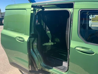 Ford Transit Courier Ford Transit Courier 1.0 EcoBoost Active | Winterpack | Automatische Airco | Driver Assistance Pack | Verlengde Fabrieksgarantie tot 09-2028 - afbeelding nr 8