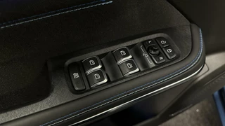 Lynk & Co 01 Lynk & Co 01 1.5 261PK Plug-in Hybrid Zwarte hemel|360 Camera|Pano|AppleCarplay|Adaptive Cruise|Origineel NL| - afbeelding nr 20