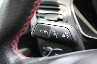 Ford Focus Ford Focus Wagon 1.5 EcoBoost ST Line Business | Trekhaak | Camera | Winterpack - afbeelding nr 13