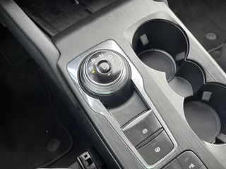 Ford Kuga Ford Kuga 2.5 PHEV Titanium 225PK Winterpack Climate Cruise Parkeersensoren Privacy Glass Navi Carplay 18