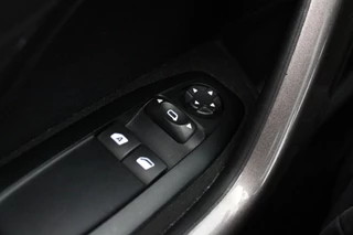 Peugeot 2008 Peugeot 2008 1.2 PureTech Active |Pano|Navi| - afbeelding nr 18