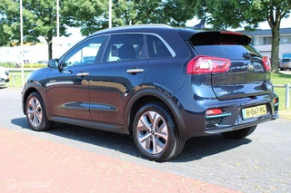 Kia e-Niro Kia e-Niro ExecutiveLine 64 kWh, Leer, Memory, stuur- Stoel verwarming/ventilatie, Pdc voor- achter, Camera, Adaptief Cruise, Dode hoek detectie, Carplay, Clima, Navi, Donkerglas. - afbeelding nr 5