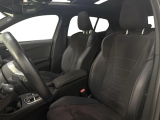 BMW 1 Serie BMW 1-serie 120 | M-Sport Pro | Aero Pakket | Harman/Kardon | Head-Up Display | Pano| Trekhaak | Shadow Line | Cruise Control - afbeelding nr 27