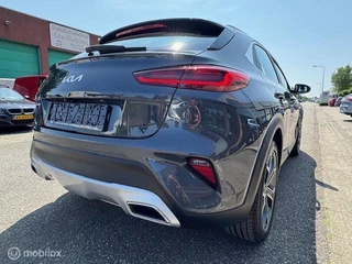 Kia XCeed XCeed 1.6 PHEV Luxe uitvoering  Nieuwe Type & Logo 18 inch Velgen , Stoel Verwarming , Key Less entry , Dodehoek detectie , Electr. Stoel met geheugen , Elect achterklep , Navi - Camera , Parkeerhulp voo & achter, Priveglas - afbeelding nr 7