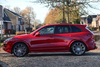 Porsche Cayenne Porsche Cayenne 3.0 S E-Hybrid Sport Chrono Cruise|Luchtvering|Panoschuifdak|Leder|360 camera|Trhk|Memory Seats|PDC|Navi|Dealer onderhouden - afbeelding nr 4