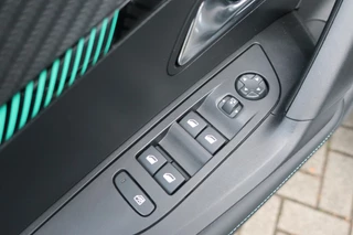 Peugeot 2008 Peugeot 2008 1.2 PURETECH 130PK ALLURE, Apple Carplay/ Android Auto, LED, etc. - afbeelding nr 30