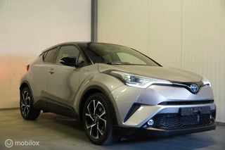 Toyota C-HR Toyota C-HR 1.8 Hybrid Style Ultimate, 28.885 KM!! - afbeelding nr 54