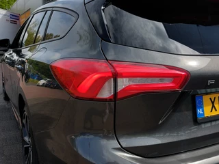 Ford Focus 1.0 EcoBoost 125pk ST-Line Business | Origineel NL | Navi | B&O Sound | Clima | Adap.Cruise | Led Koplampen | Keyless Entry | Pdc V+A+Assist+Camera | Privacy Glass | 18''lm | Trekhaak - afbeelding nr 50