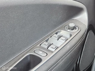 Renault ZOE Renault Zoe R110 Limited 41 kWh Huur Accu Airco Cruise Carplay - afbeelding nr 18