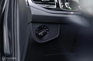 Volkswagen Polo Volkswagen Polo 1.0 TSI Highline DSG VIRTUAL LED ACC NAVI - afbeelding nr 34