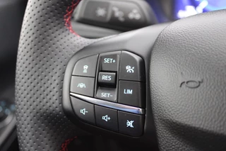 Ford Kuga Ford Kuga 2.5 PHEV ST-Line X | Trekhaak | Panoramadak | BLIS | B&O - afbeelding nr 4