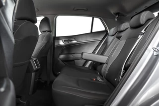 Kia Sportage Kia Sportage 1.6 T-GDi MHEV 160 PK DynamicLine - Automaat | Dig. Cockpit | Adapt. Cruise | Stuur-+Stuurverw. | PDC | Camera | NAV + App. Connect | ECC | LM 17