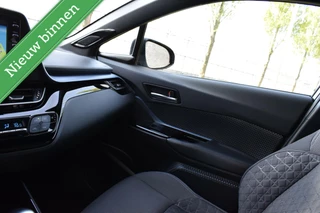 Toyota C-HR Toyota C-HR 1.8 Hybrid Executive JBL/MATRIX/STOELVW/CAMERA/VOL MET OPTIES! - afbeelding nr 31