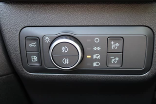 Ford Kuga Ford Kuga 2.5 PHEV Active X Nieuw Voorraad | Trekhaak | Winterpakket | Technology pack | BLIS | Navigatie | Head-up - afbeelding nr 18