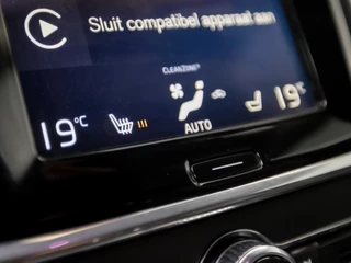 Volvo V90 Volvo V90 2.0 T5 Momentum 255Pk Automaat (APPLE CARPLAY, GROOT NAVI, LEDER, CAMERA, ADAPTIVE CRUISE, ELEK SPORTSTOELEN, STOELVERWARMING, GETINT GLAS, NIEUWE APK, NIEUWSTAAT) - afbeelding nr 9