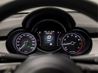 Fiat 500X Fiat 500X 1.3 GSE Sport 150Pk Automaat (APPLE CARPLAY, GROOT NAVI, KEYLESS, STOELVERWARMING, CAMERA, LEDEREN SPORTSTOELEN, GETINT GLAS, LED KOPLAMPEN, ZWART HEMEL, NIEUWSTAAT) - afbeelding nr 19