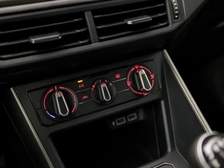 Volkswagen Polo (APPLE CARPLAY, GROOT NAVI, PARKEERSENSOREN, ADAPTIVE CRUISE, LM VELGEN, SPORTSTOELEN, DAB+, NIEUWE APK, NIEUWSTAAT) - afbeelding nr 9