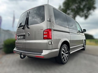 Volkswagen Transporter Volkswagen Transporter 2.0 TDI L1H2 Highline 204PK / 70YEARS EDITION / TREKH. / BEAR-LOCK / LEDER / VOORRUITVERW. / CAMERA / NAVI - afbeelding nr 43