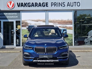 BMW X5 BMW X5 xDrive45e High Executive |PANO|PHYTONICBLAU|HUD|H/K|360CAM|ORIG.NL|TREKHAAK 2845 - afbeelding nr 4