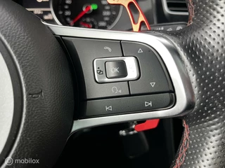Volkswagen Golf Volkswagen Golf 2.0 TSI GTI AUTOMAAT/PANODAK/NAVI/CRUISE - afbeelding nr 16