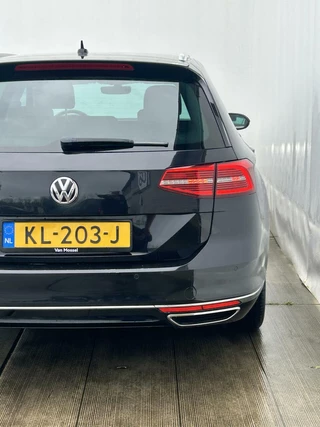 Volkswagen Passat Volkswagen Passat Variant 1.4 TSI GTE Highline - afbeelding nr 21
