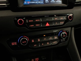 Kia Niro Kia Niro 1.6 GDi Hybrid DynamicLine Sport (APPLE CARPLAY,NAVI,CAMERA,LED,CRUISE,CLIMATE,SPORTSTOELEN,NETTE STAAT) - afbeelding nr 21