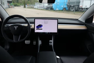 Tesla Model 3 - afbeelding nr 3