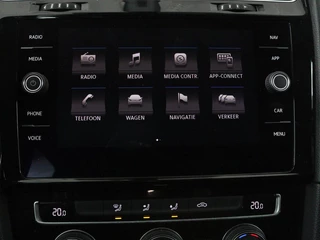 Volkswagen Golf Volkswagen Golf 1.0 TSI Highline | Full LED | Virtual Cockpit |  Carplay | Adaptive cruise | Navigatie | Climate control | Parkeerhulp | Sportstoelen - afbeelding nr 22