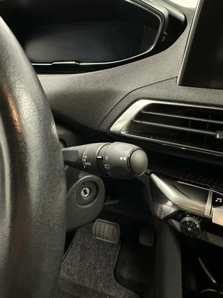 Peugeot 3008 Peugeot 3008 1.2 PureTech Allure NAVI ECC CARPLAY CRUISE - afbeelding nr 20