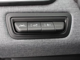 Mitsubishi Colt Mitsubishi Colt 1.6 HEV Automaat Intense Navigatie d.m.v. Apple Carplay/Android Auto Camera Climate Control Cruise Control Lichtmetalen velgen Extra Getint Glas Digitale Cockpit - afbeelding nr 14