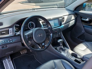 Kia Niro Kia Niro 1.6 GDi 105pk Hybrid ExecutiveLine | Navi | Clima | Adap.Cruise | Leder+Verwarmd+Geventileerd+Elek.Verstel | UBL Sound | Keyless Entry | Dodehoek+Rijstrooksensor | Pdc V+A+Camera | 18''lm - afbeelding nr 6