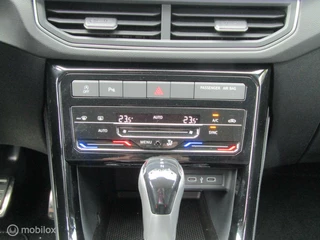 Volkswagen T-Cross Volkswagen T-Cross 1.0 TSI R-Line | NIEUW MODEL - afbeelding nr 17