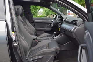 Audi Q3 Audi Q3 35 TFSI S-line Pano/Leer/Virtual/Camera/20 inch/Ambiente/LED - afbeelding nr 44